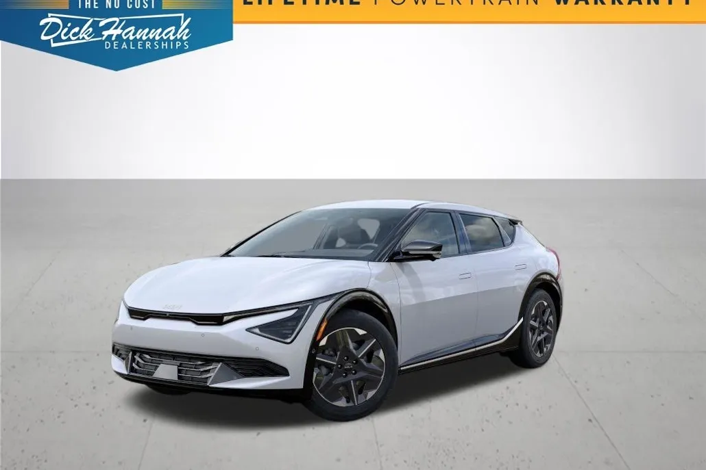 2025 Kia EV6 Light photo 1