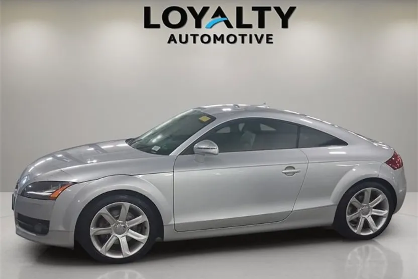 2010 Audi TT 2.0T Prestige photo 1