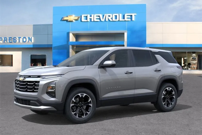 2026 Chevrolet Equinox LT photo 1