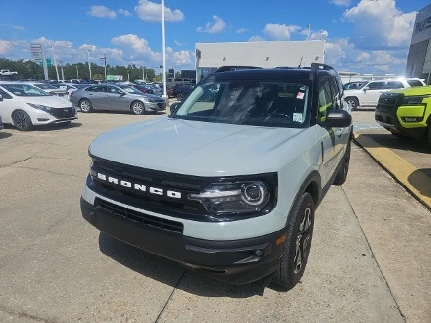 2021 Ford Bronco Sport Outer Banks photo 1