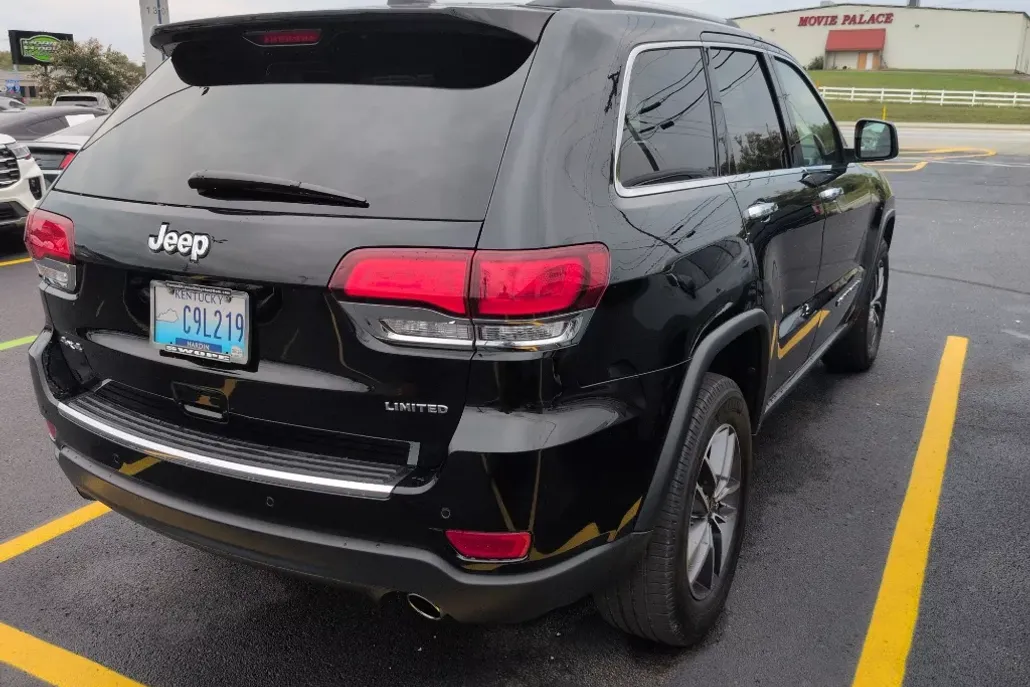 2022 Jeep Cherokee Limited photo 1