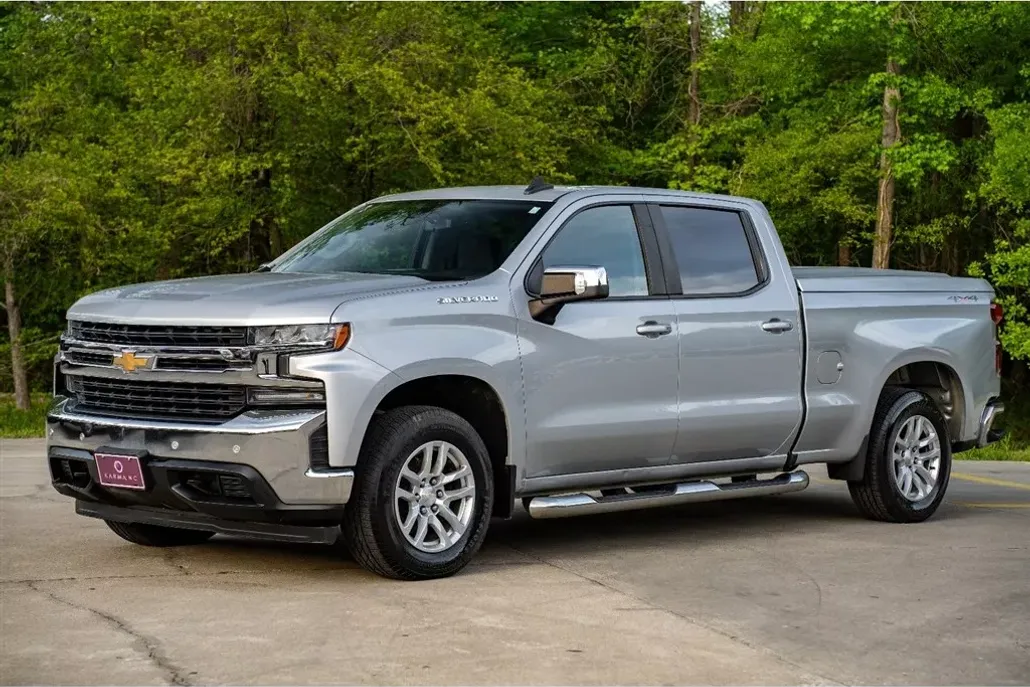 2019 Chevrolet Silverado 1500 LT photo 1