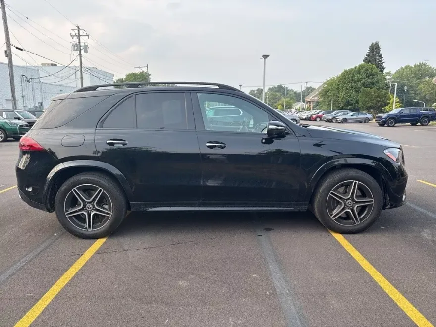 2024 Mercedes Benz GLE 350 4MATIC photo 1