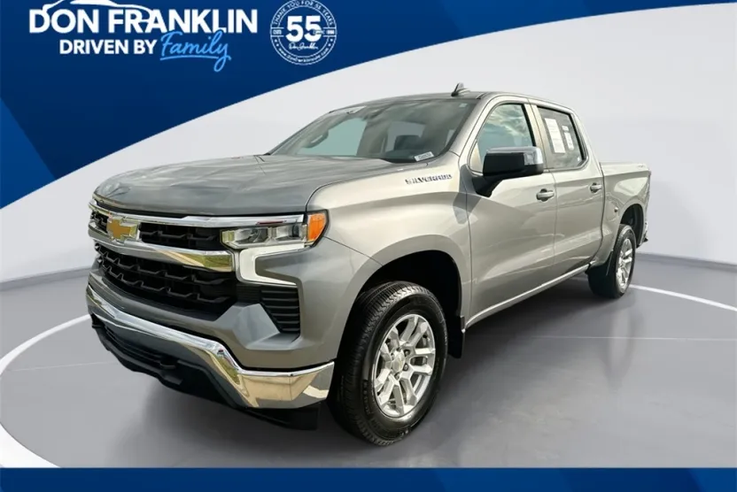 2023 Chevrolet Silverado 1500 LT photo 1