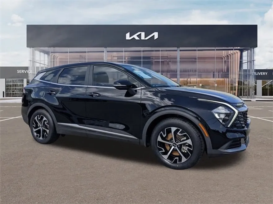 2023 Kia Sportage EX photo 1