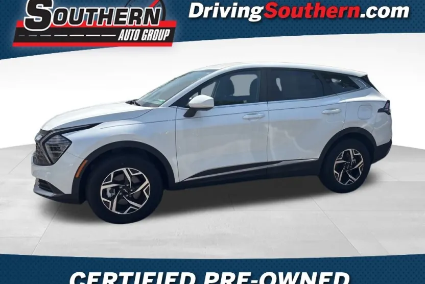 2024 Kia Sportage LX photo 1