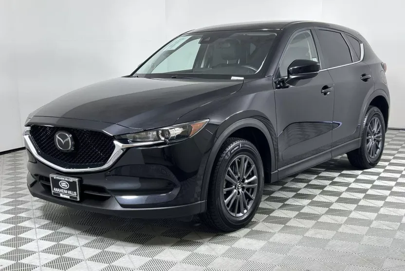 2020 Mazda CX-5 Touring photo 1