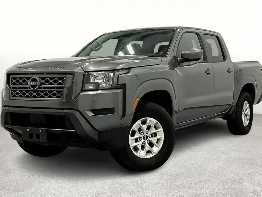 2024 Nissan Frontier SV photo 1