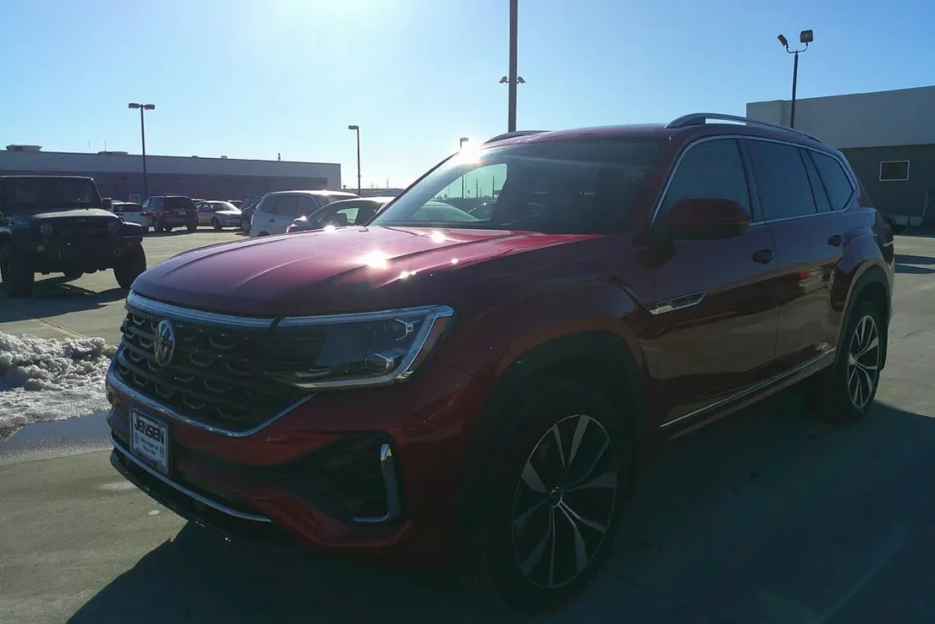 2025 Volkswagen Atlas SEL Premium R-Line photo 1