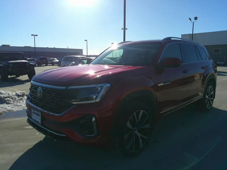 2025 Volkswagen Atlas SEL Premium R-Line photo 1