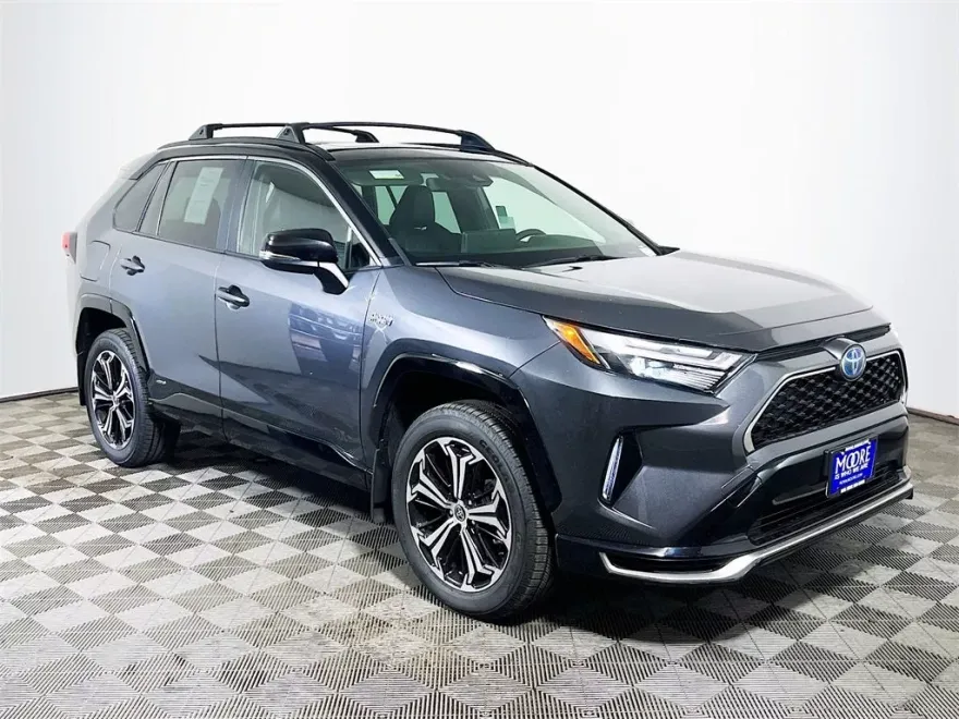 2024 Toyota RAV4 Prime XSE photo 1