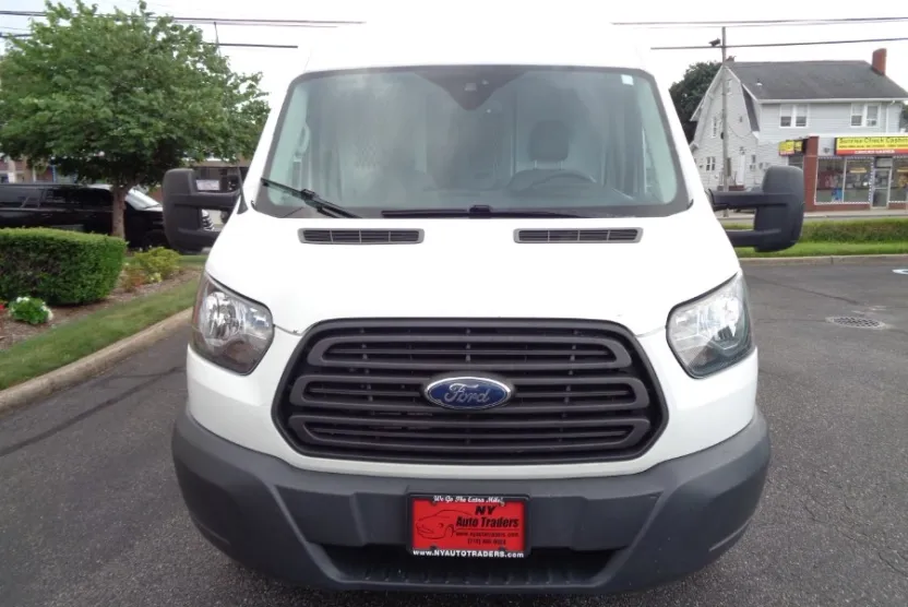 2018 Ford Transit Van photo 1