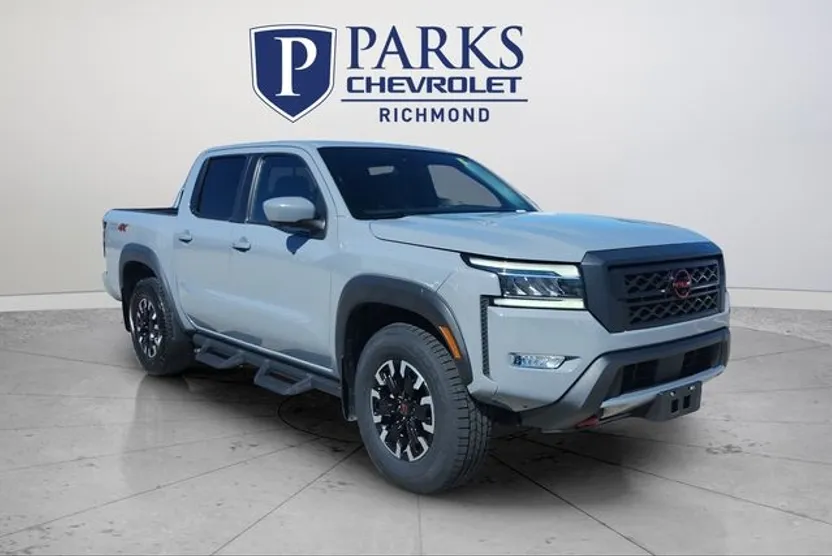 2023 Nissan Frontier PRO-4X photo 1