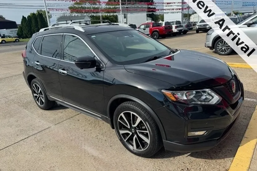 2020 Nissan Rogue SL photo 1