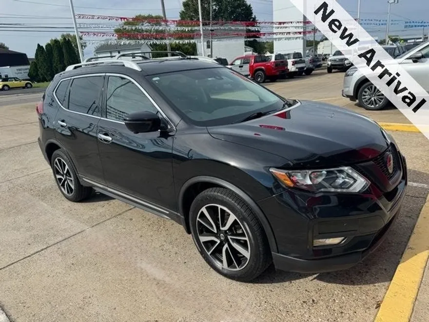 2020 Nissan Rogue SL photo 1