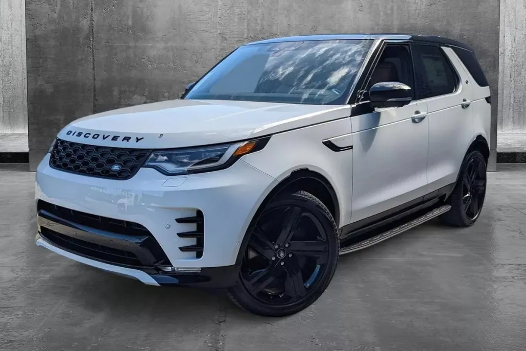 2025 Land Rover Discovery SE photo 1