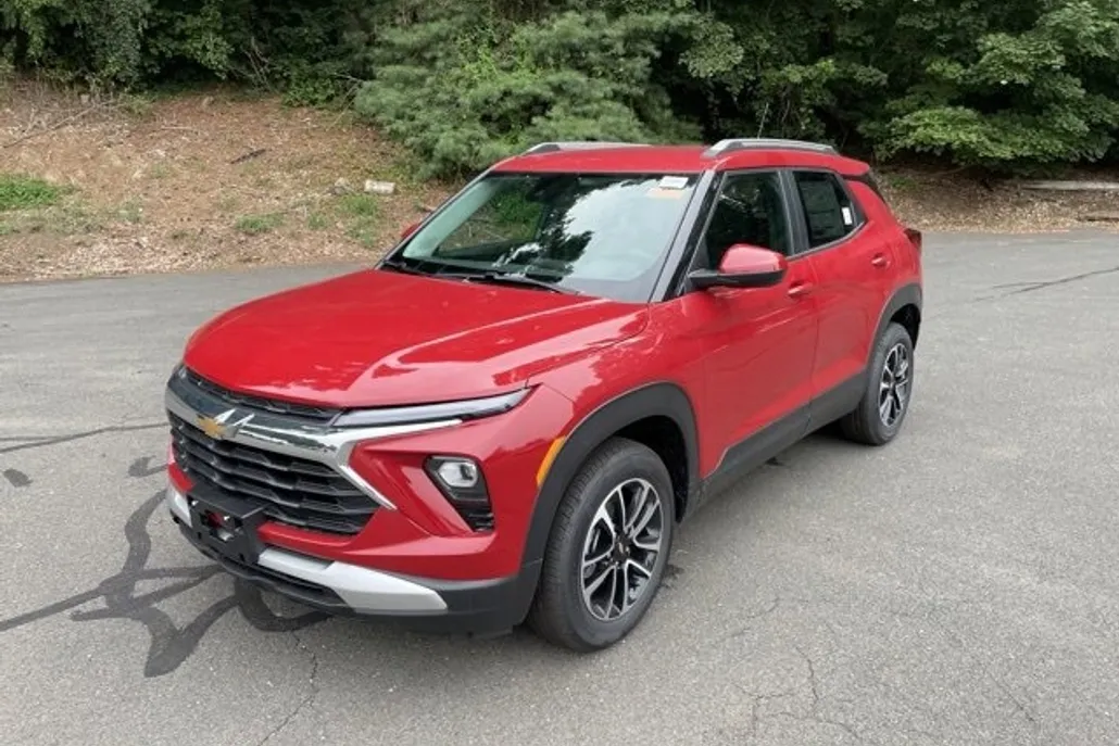 2026 Chevrolet Trailblazer LT photo 1