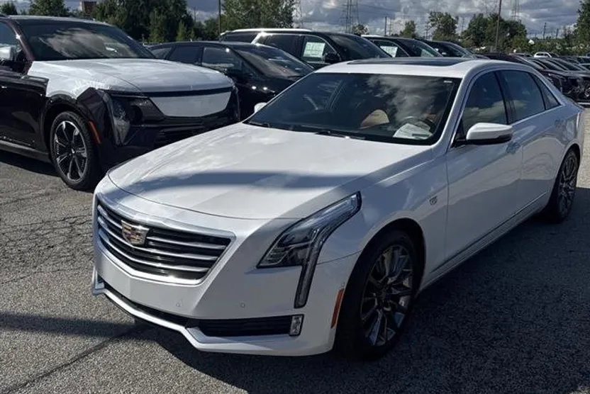 2017 Cadillac CT6 Luxury photo 1