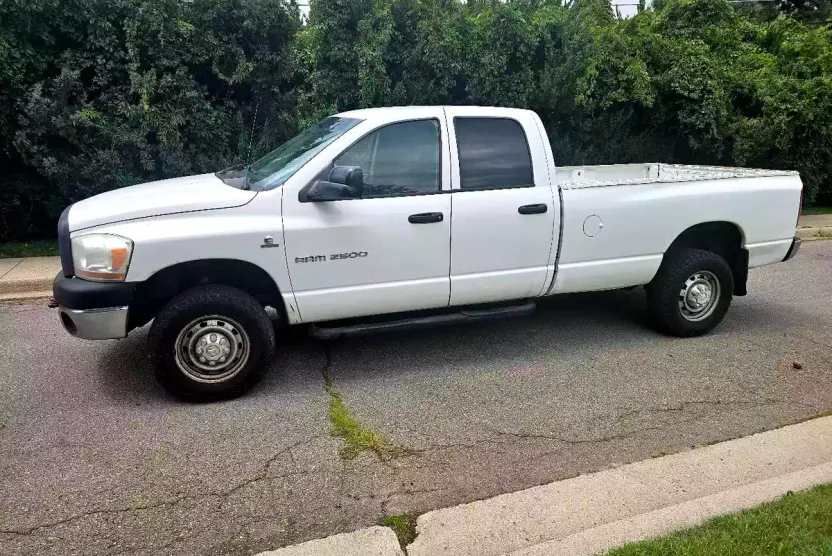 2006 Dodge Ram ST photo 1