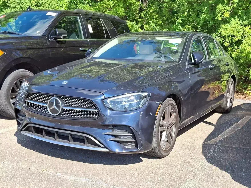 2022 Mercedes Benz E 350 4MATIC Sedan photo 1