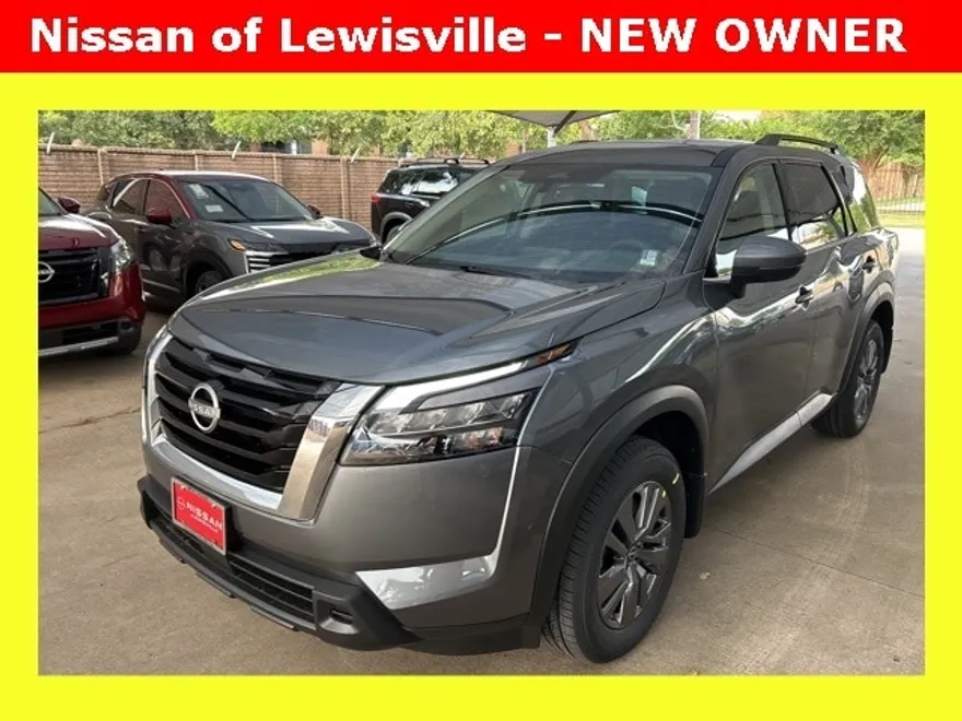 2025 Nissan Pathfinder SV photo 1