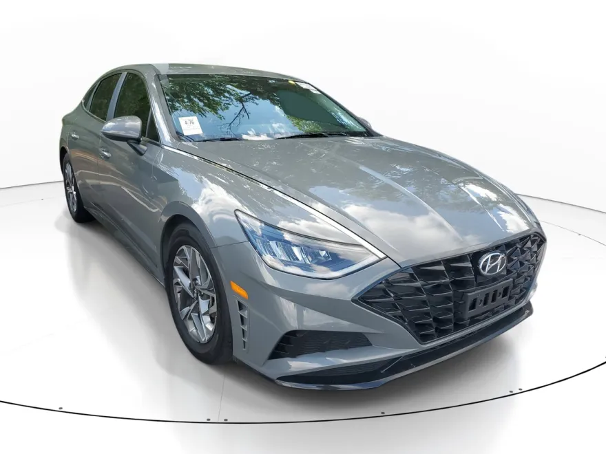 2022 Hyundai Sonata SEL photo 1