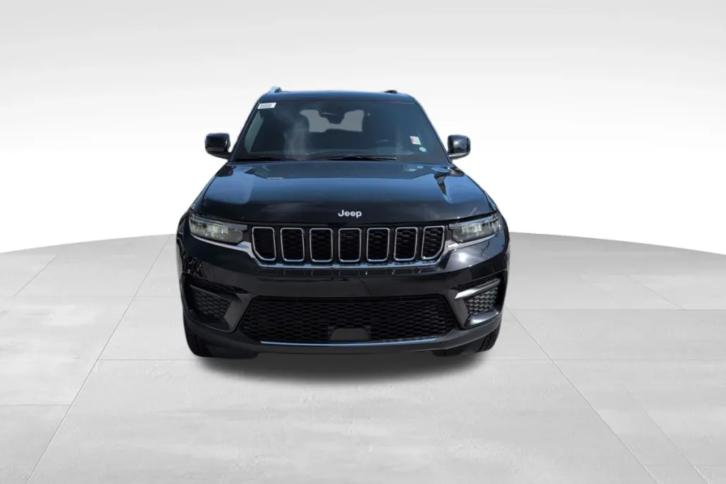 2025 Jeep Grand Cherokee Laredo X photo 1