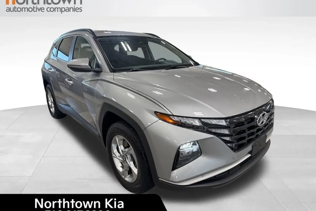 2022 Hyundai Tucson SEL photo 1