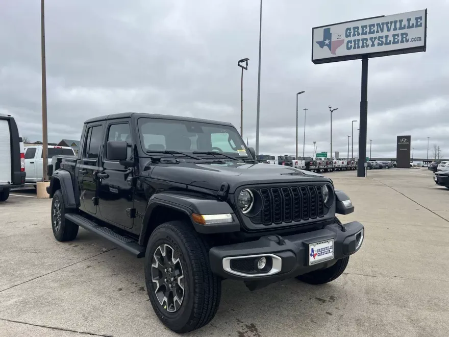 2025 Jeep Gladiator Sport S photo 1
