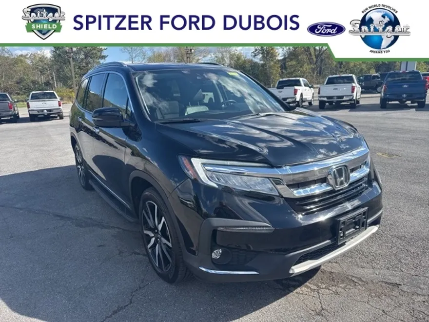 2022 Honda Pilot Touring photo 1