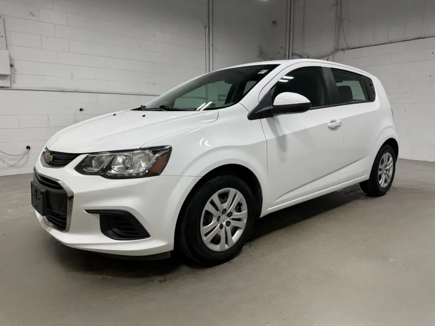 2020 Chevrolet Sonic LT photo 1