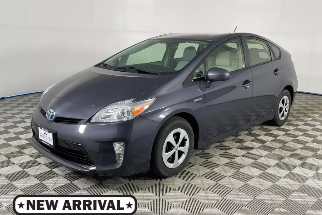 2015 Toyota Prius Persona Series photo 1