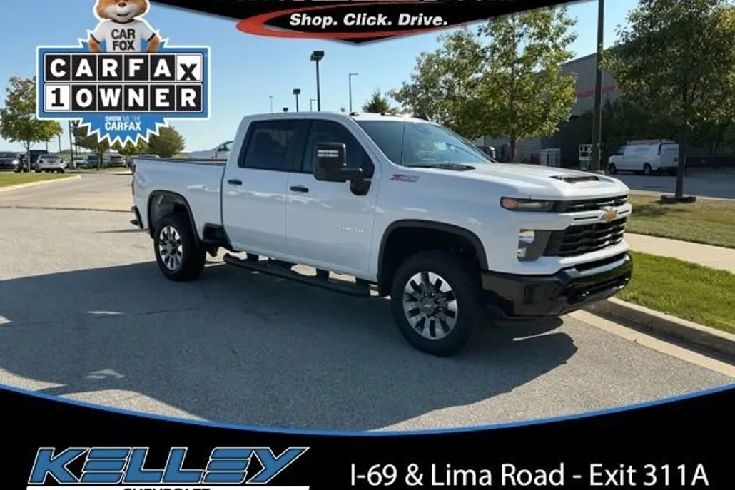 2025 Chevrolet Silverado 2500HD Custom photo 1