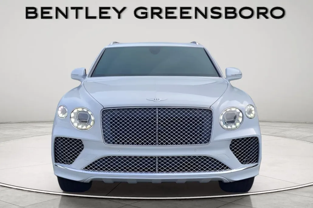 2021 Bentley Bentayga V8 photo 1