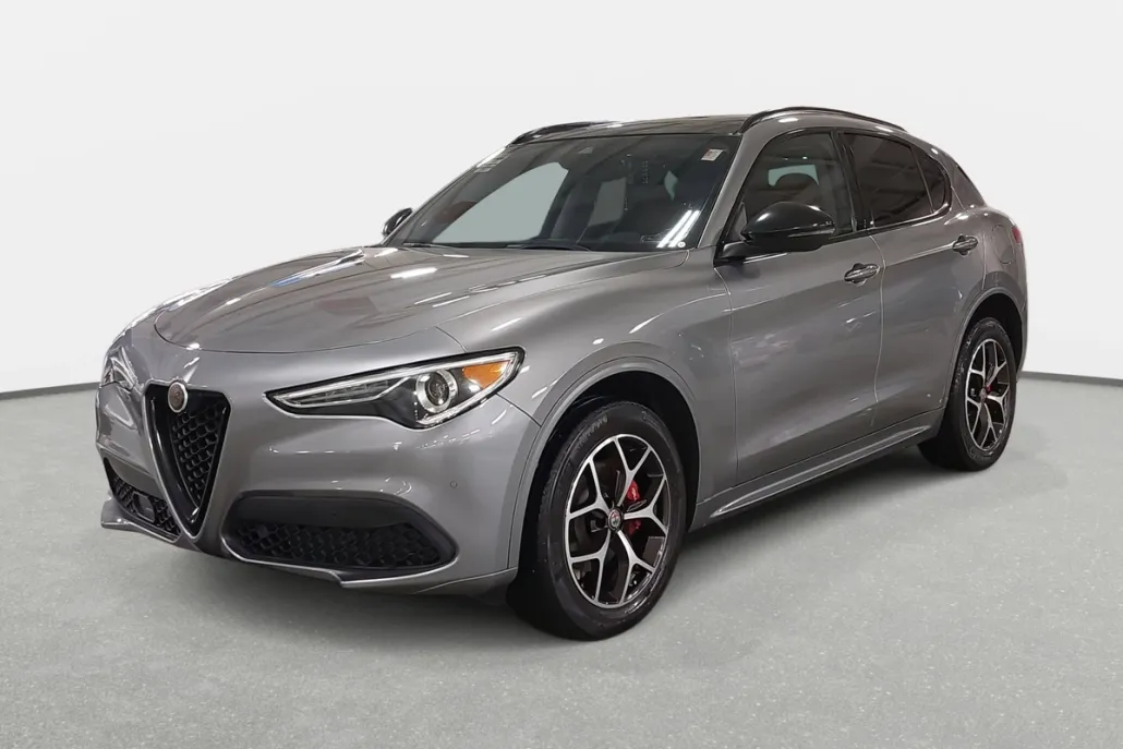 2021 Alfa Romeo Stelvio Ti photo 1