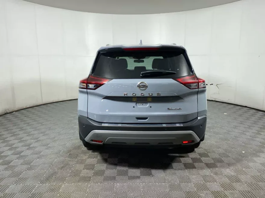 2021 Nissan Rogue SL photo 1