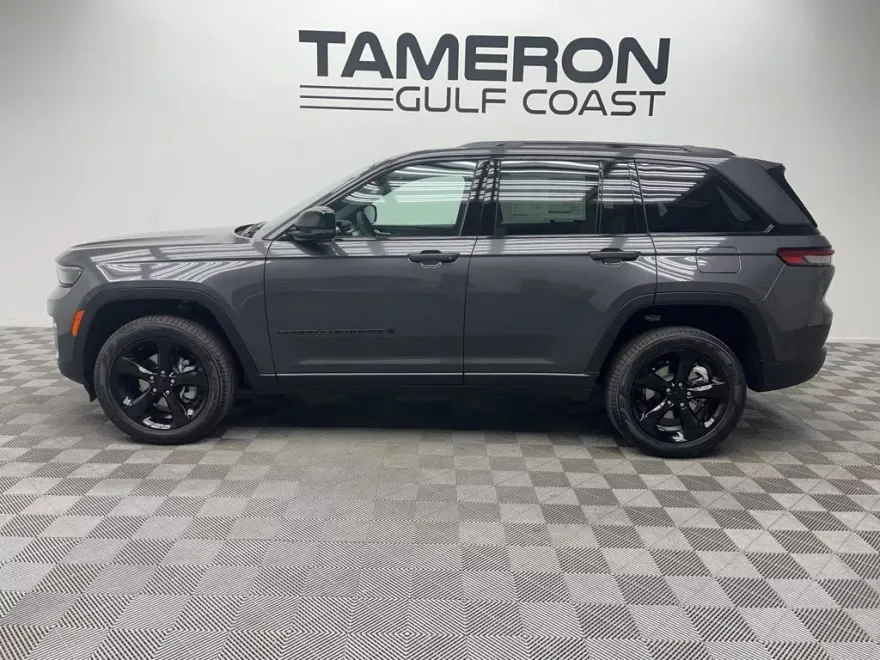 2025 Jeep Grand Cherokee Limited photo 1