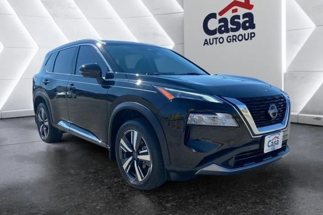 2023 Nissan Rogue SL photo 1