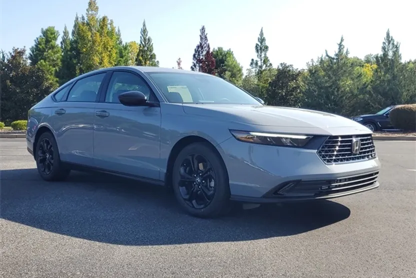 2025 Honda Accord SE photo 1