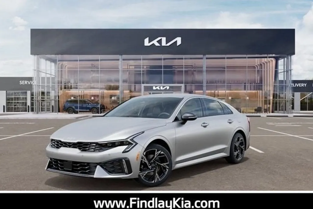 2025 Kia K5 GT-Line photo 1