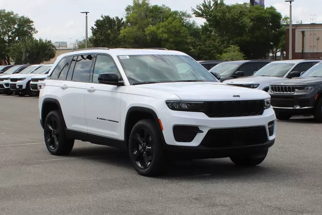 2025 Jeep Grand Cherokee Altitude X photo 1