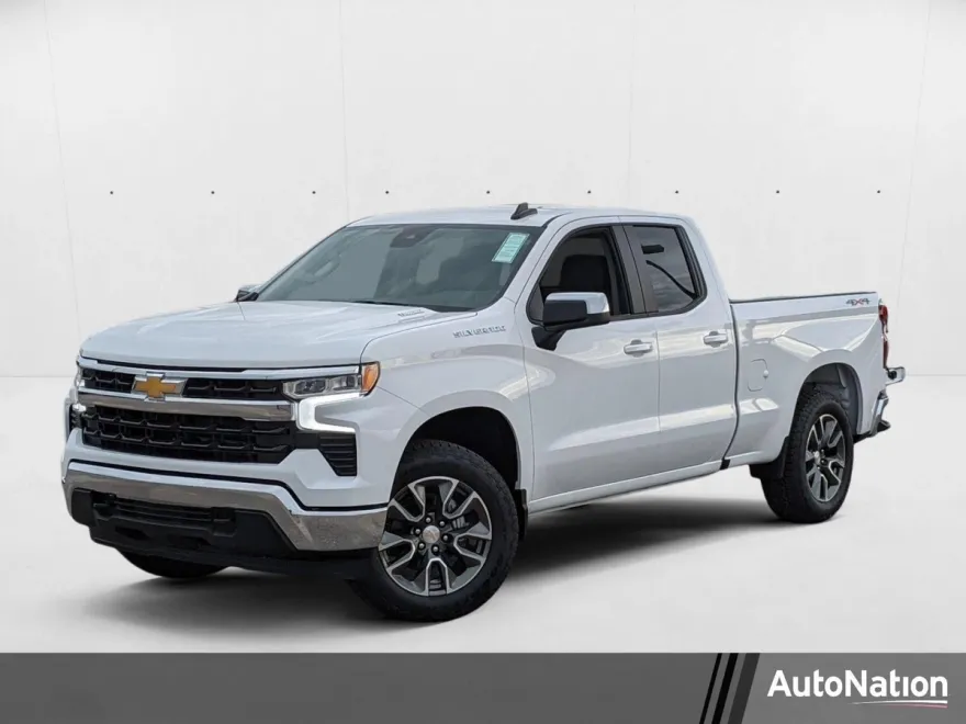 2025 Chevrolet Silverado 1500 LT photo 1