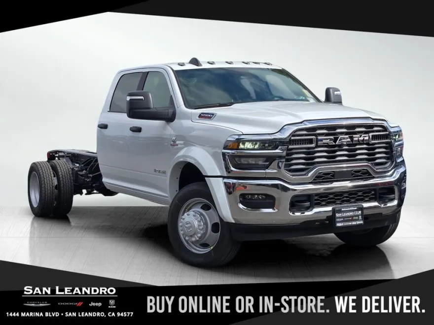 2026 Ram 5500 photo 1