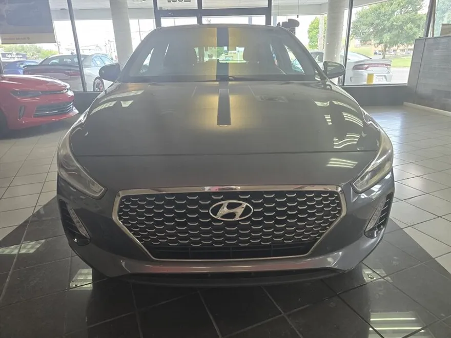 2018 Hyundai Elantra GT photo 1