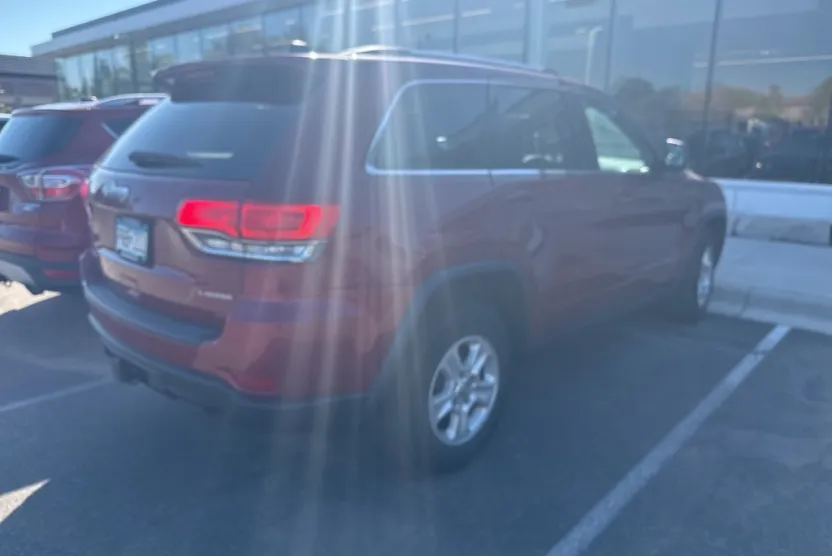 2015 Jeep Grand Cherokee Laredo photo 1