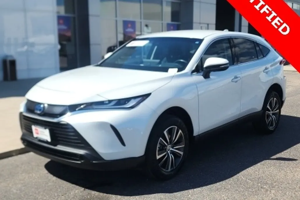 2023 Toyota Venza LE photo 1