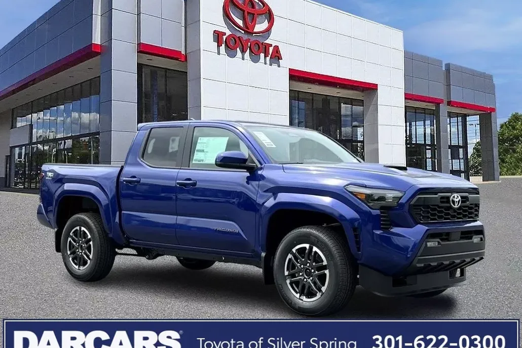 2025 Toyota Tacoma TRD Sport photo 1