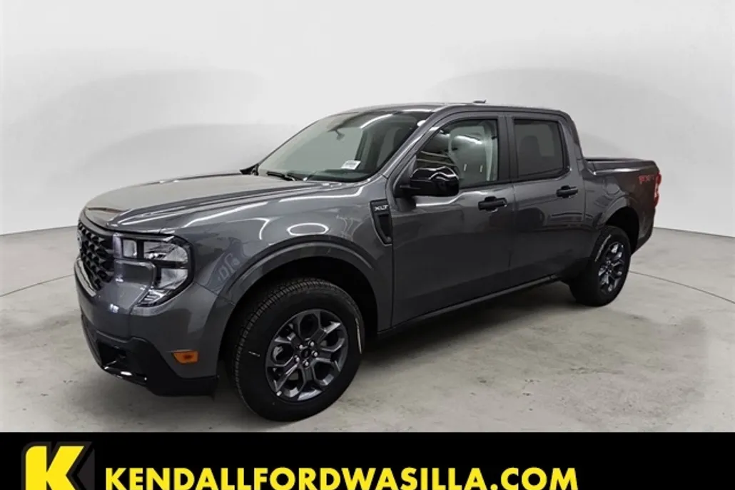2025 Ford Maverick XLT photo 1
