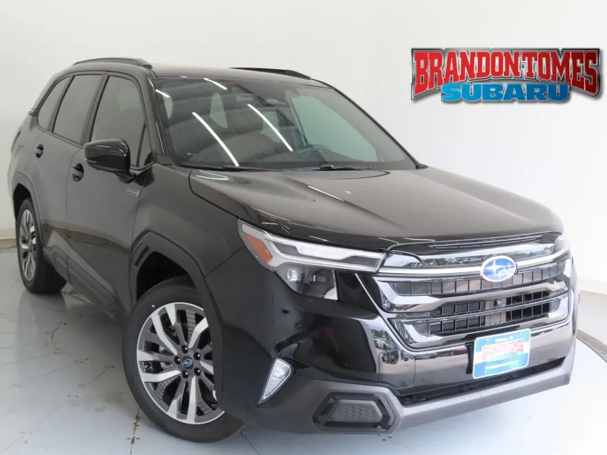 2025 Subaru Forester Touring photo 1
