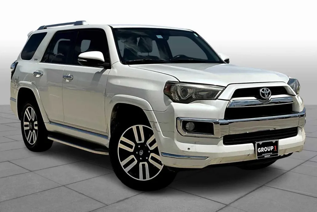 2015 Toyota 4Runner Limited photo 1